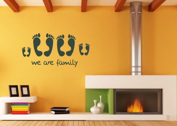 Wandtattoo we are family | wandtattooladen.de