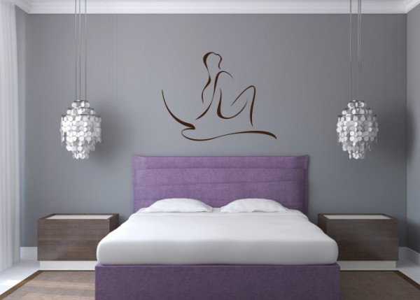 Wandtattoo Frau sitzend | wandtattooladen.de